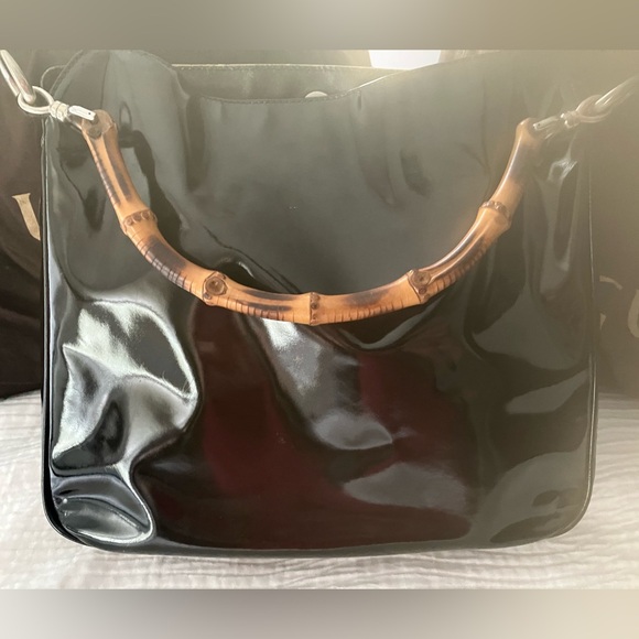 Gucci AUTHENTIC Vintage Black Patent Leather Bamboo Handle Shoulder Bag - Picture 3 of 13